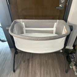 Baby Delight Bassinet 