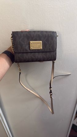 Michael Kors mini clutch