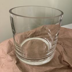 4” Round Vase