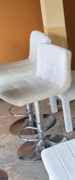 White leather Bar Stools x3 MOVING SALE