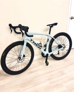 TREK Domane SL5 - Size 54 (Plasma Grey Rare Color)