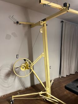Drywall hanger