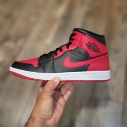 Jordan 1 Mid Banned