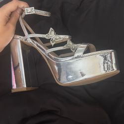 Butterfly high heels