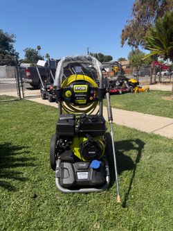 RYOBI
3300 PSI 2.4 GPM Cold Water Gas Pressure Washer with 212cc Engine