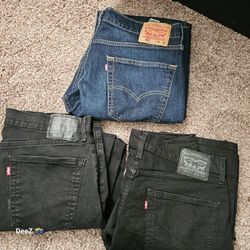 Levis