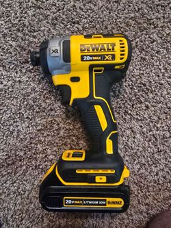 Dewalt DCF887 Brushless Impact Driver and Battery