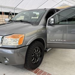 2015 Nissan Titan