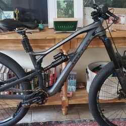Mountain Bike Nukeproof Mega 275c Carbon Fiber
