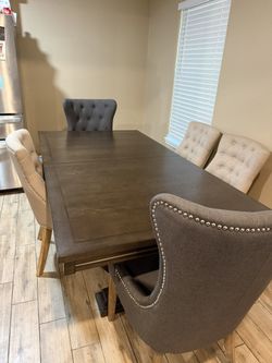 Comedor de Cinco Sillas