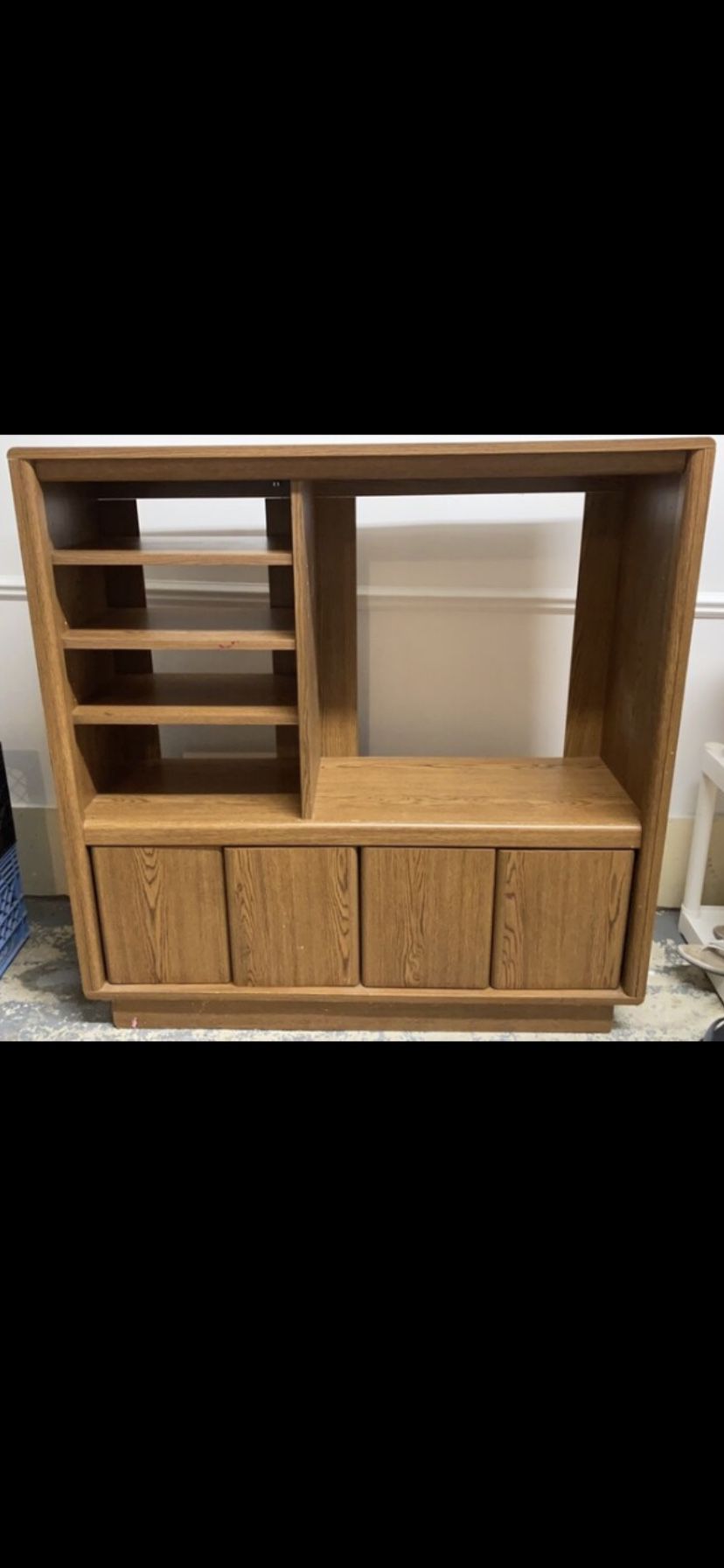 TV stand with shelves and 4 doors