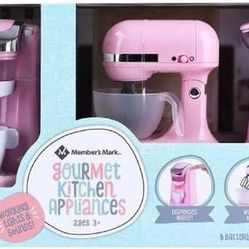 NEW-Member's Mark Gourmet Kitchen Appliance Set
