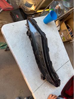 Mitsubishi outlander left headlight Oem