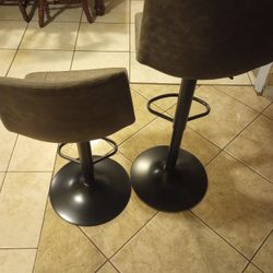 Bar Stools 