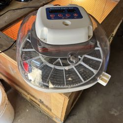 22 Egg Incubator 