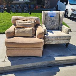 FREE CHAIRS
