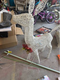 White Christmas Reindeer