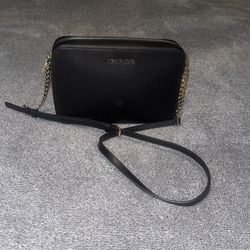 Michael Kors Jet Set Item Large EW Crossbody Black Gold Saffiano Leather Bag