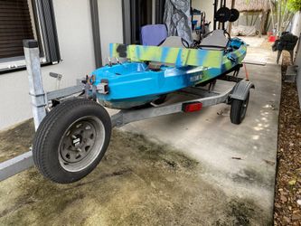 Vibe Yellowfin 130t Kayak With Trailer And Motor