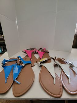 Women Flat Patent Leather Sandals.  Nwt.  Size 9. $2 each