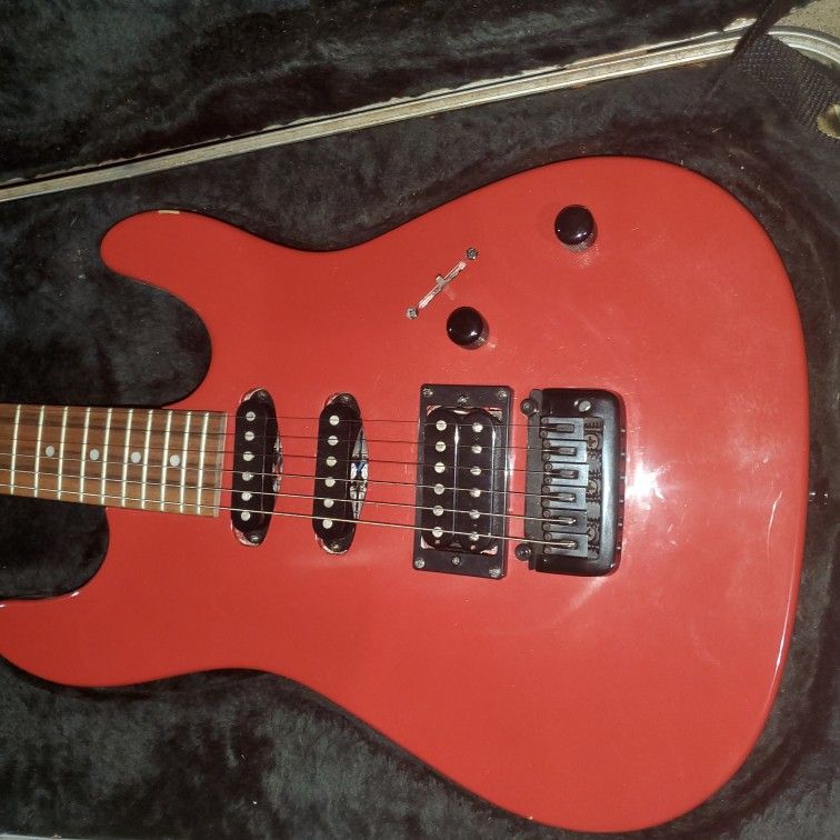 Super Rare Harmony Strat With Case