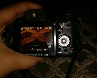 Kodak EasyShare Z712 IS