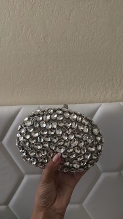 Diamond clutch