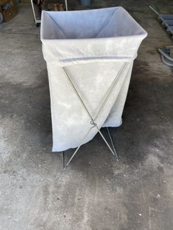Towel Bag And Stand 