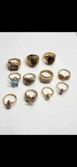 Lot of (11) Gold Tone Costume Rings