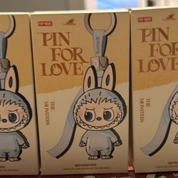 Labubu Pin for Love 