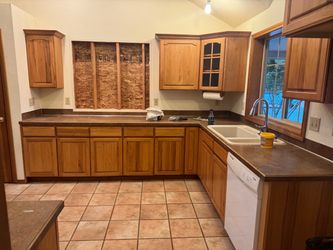 Solid Oak Cabinets