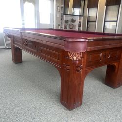 8 Foot Pool Table 