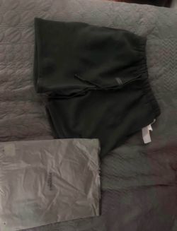 essentials fear of god black  XL