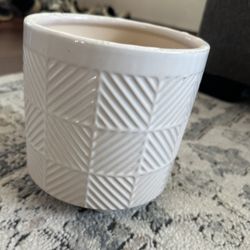 Ceramic Plant Pot 
