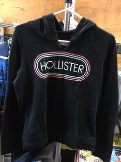 Woman’s Medium Hollister hoodie