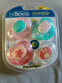 Dr Brown’s Glow In The Dark Pacifiers