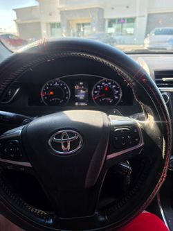Toyota camry 2015 $ 6900