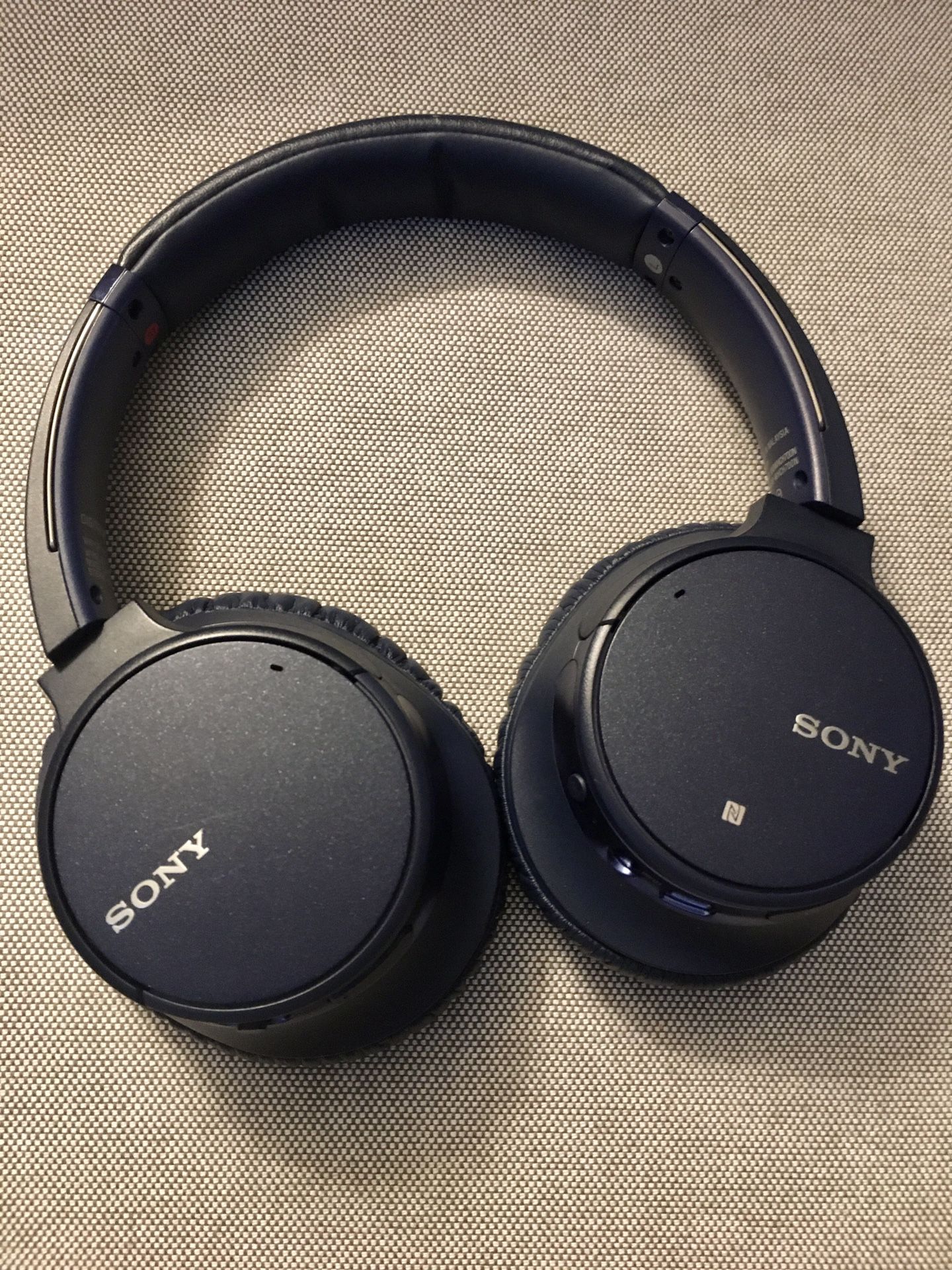 Excellent Condition Sony WH-CH700N With Carrying Case And All Accessories