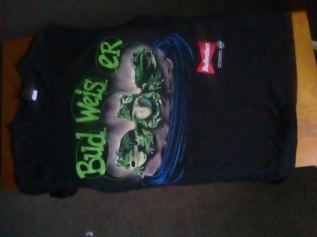 Circa 1995 Budweiser Frogs Tee