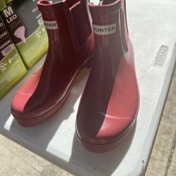 Pink Hunter Chelsea Rain Boots W9