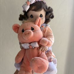 Precious Moments “Hogs And Kisses Doll”