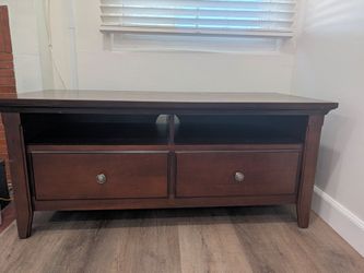 TV stand with drawers