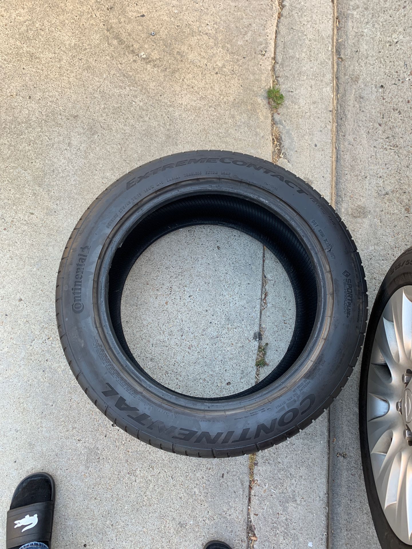 275/45/19 tires