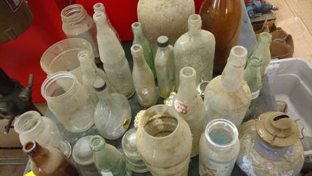 OVER 60 VERY OLD BOTTLES LATE 30S AND UP