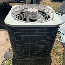 Air conditioning unit used  4ton R22  freon