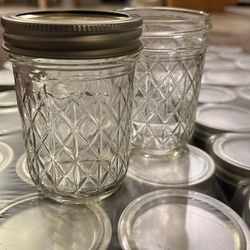 BULK CANNING. 12 jars per case. 40 cases available.