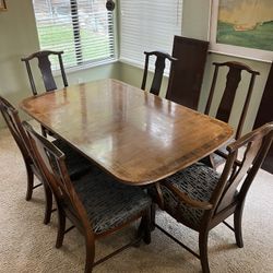 WOODEN DINING ROOM TABLE+CHAIRS(6) SET