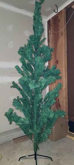 U-miss  Christmas tree 
