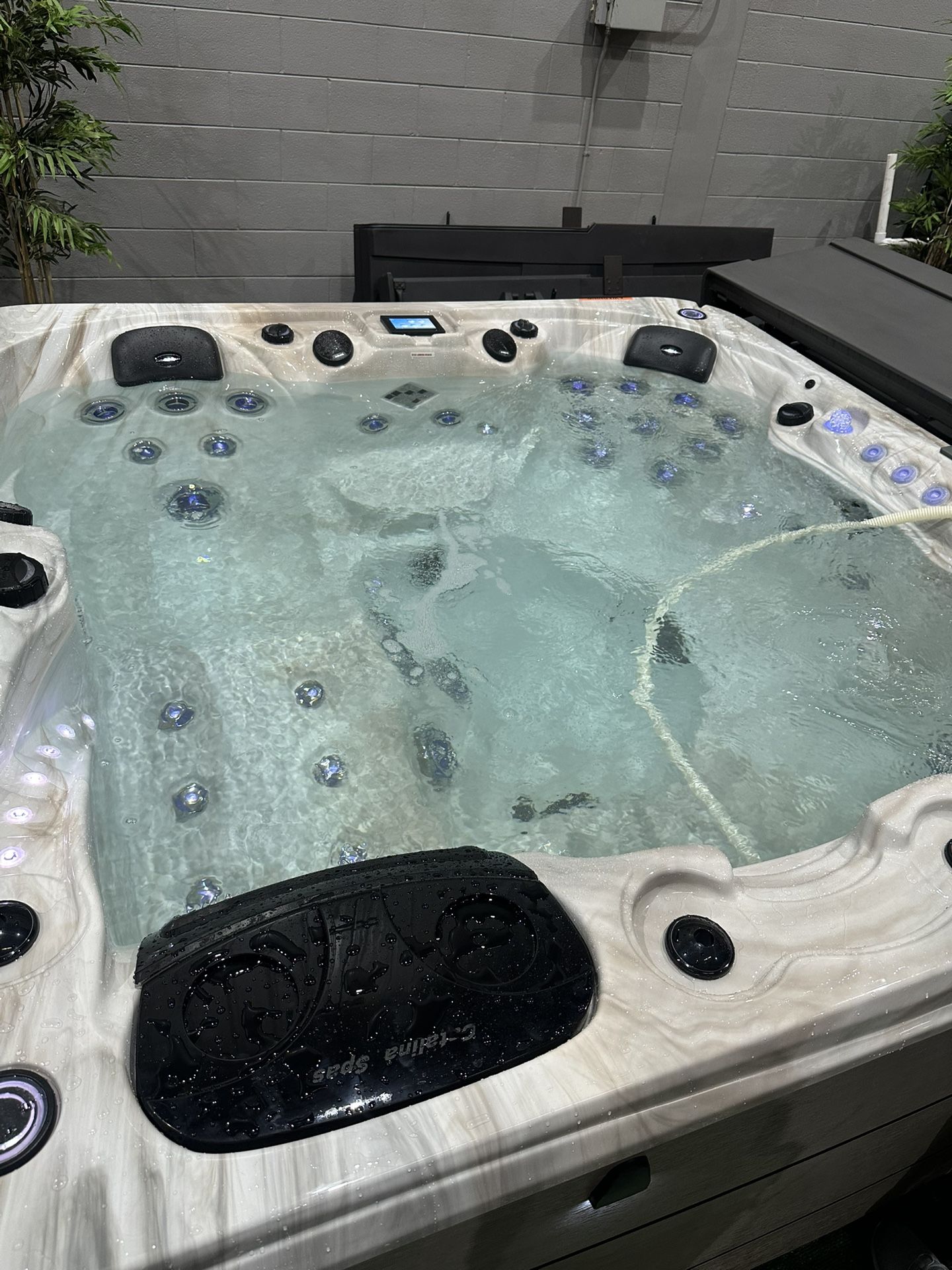 Customizable Hot Tubs! Shipping And Finance Options Available