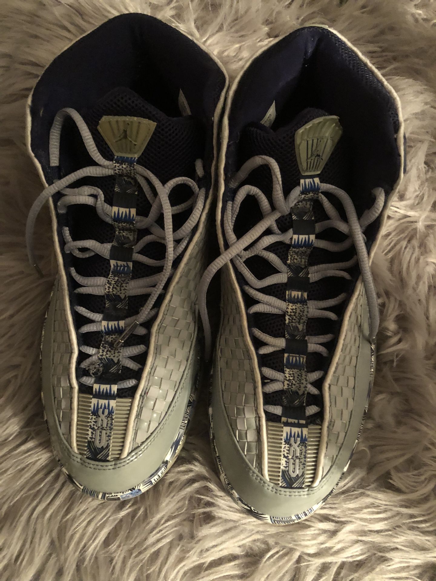 Air Jordan XV (rare)